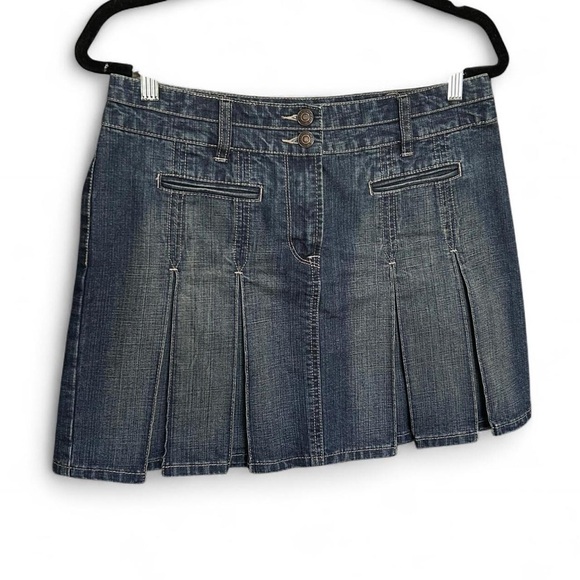 Next Jeans Vintage Y2K Faded Dark Wash Pleated Denim Mini Skirt Women’s Fall - Picture 1 of 8